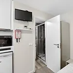 Minimalist In Διαμέρισμα *